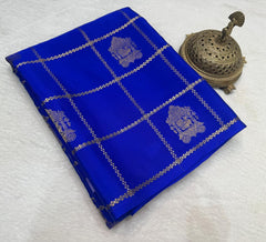 Semi Crepe Silk Saree – Borderless Checks with Chariot & Peacock Motifs