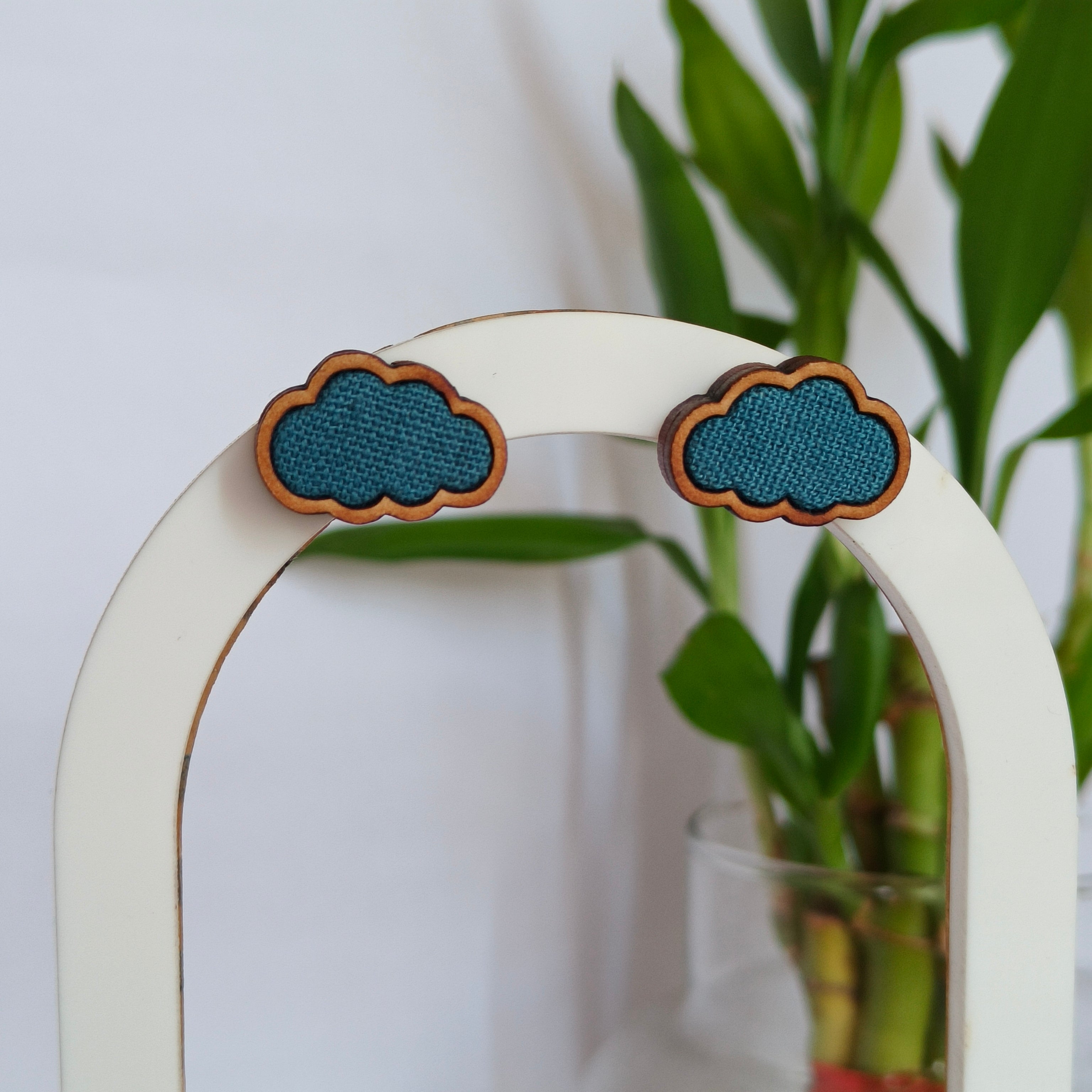 Blue Cloud Wooden Stud