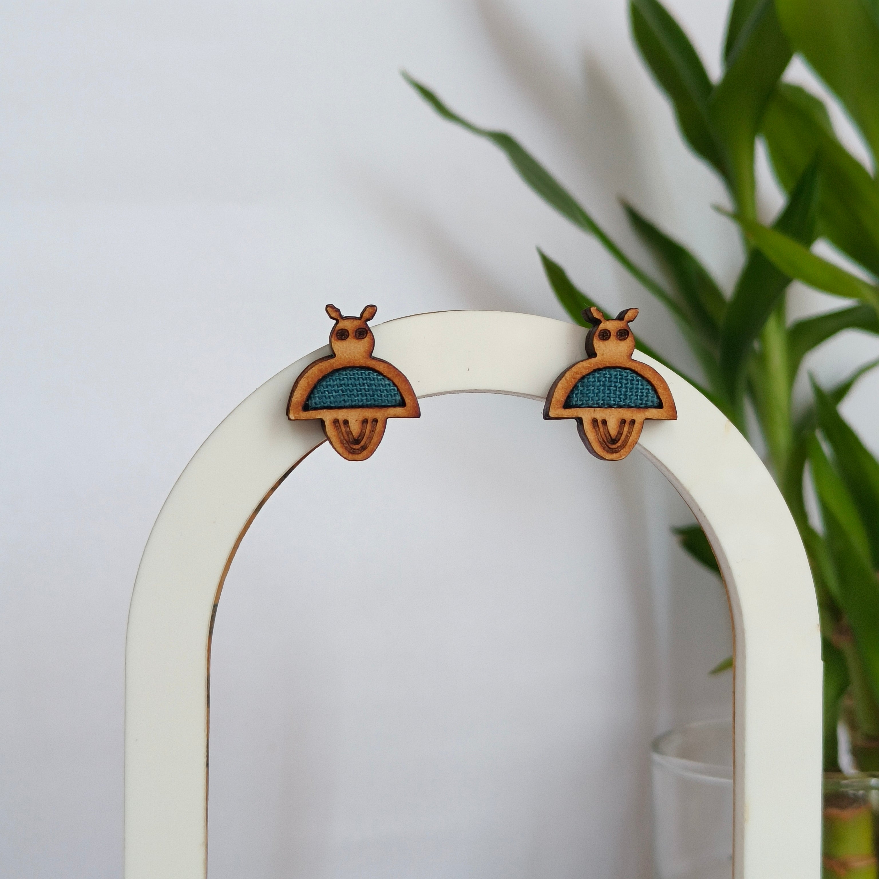 Blue Bee Wooden Studs